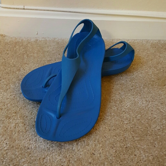 Crocs flip-flops. Size 8, NWOT