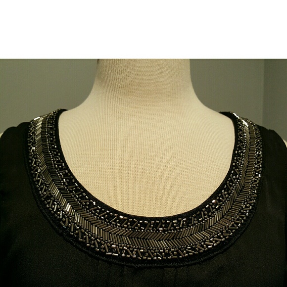 Beautiful sequence blouse - Picture 2 of 2