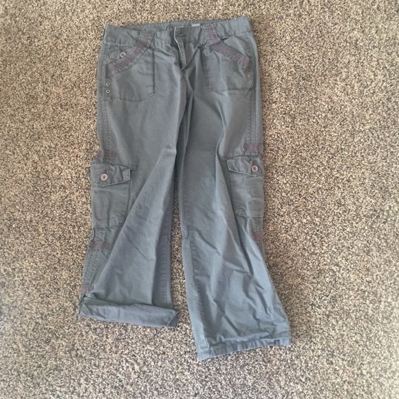 Used Apt. 9 Capri/Cargo Pants