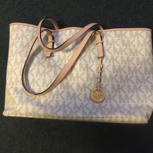 Authentic Vanilla Michael Kors Tote