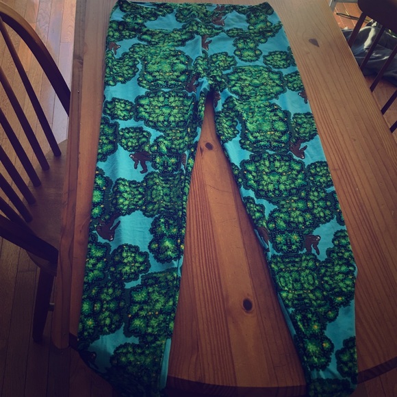 Lularoe big foot TC leggings- never worn