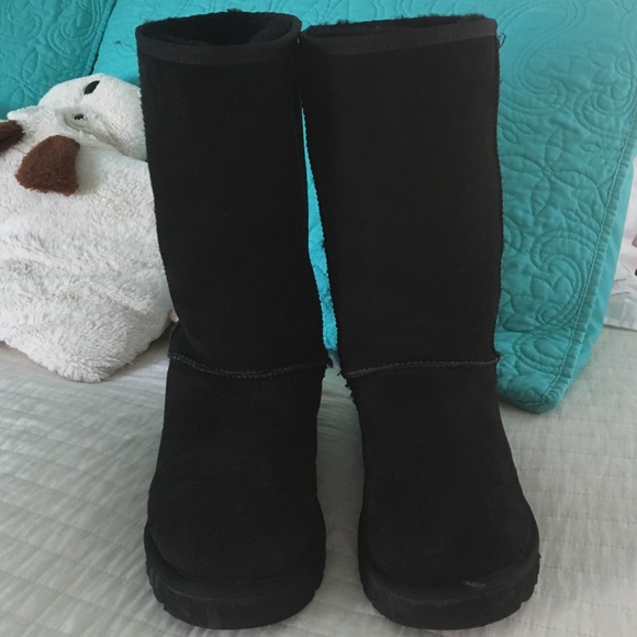 tall black original uggs