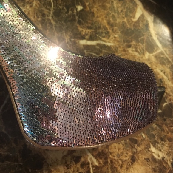 Enzo Angiolini high heel shoes. Like new. - Picture 4 of 4