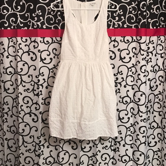 Eyelet dress with side cutouts