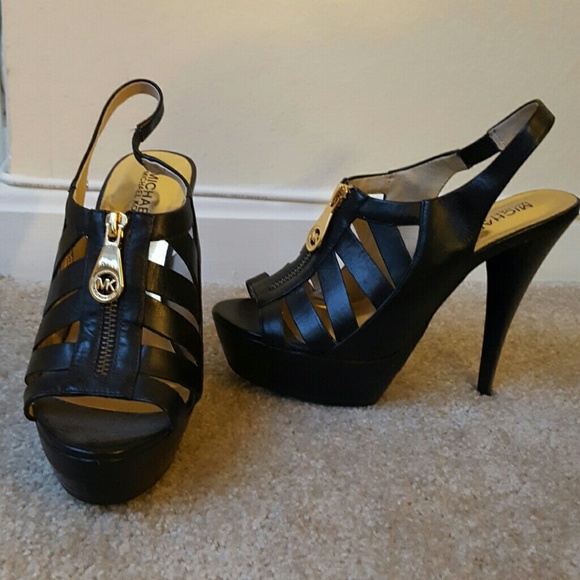 NWOT Strappy platform Michael Kors heels