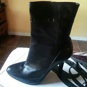 Bendero black leather... SALE ONLY TODAY