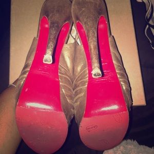 Christian Louboutin Jenny Slingbacks *MAKEANOFFER*