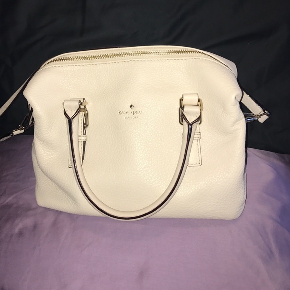 Kate Spade off-white bag in perfect condition!