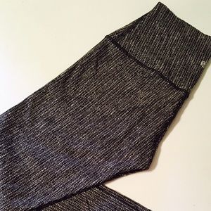 Coco pique lululemon high rise wunder unders.