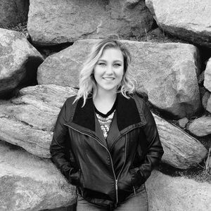 Meet your Posher, Abby