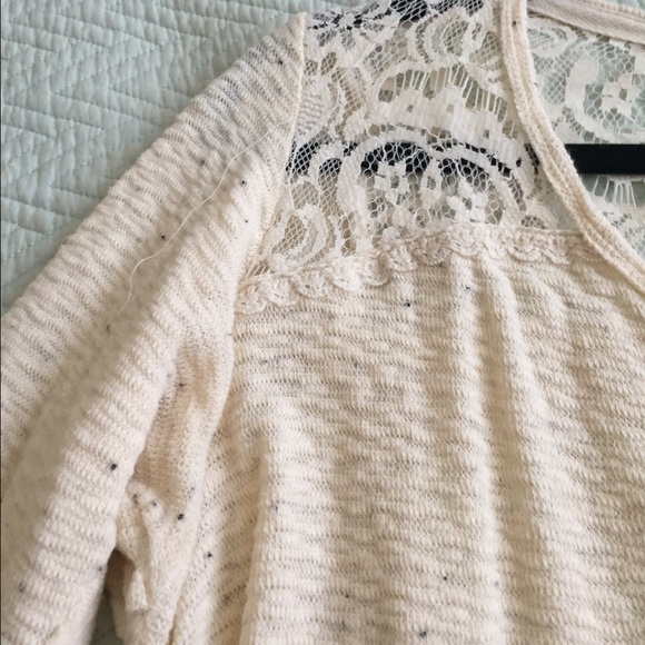 SOLD! Anthropologie lace back tunic top - Picture 2 of 3