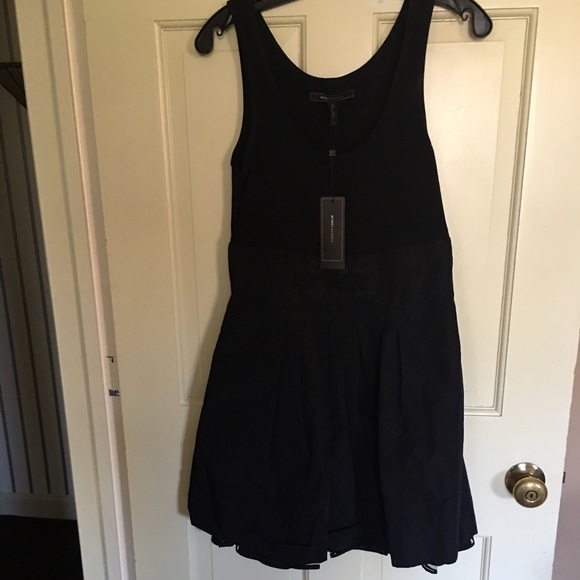 Nwt Bcbgmaxazria Bubble hem Black dress