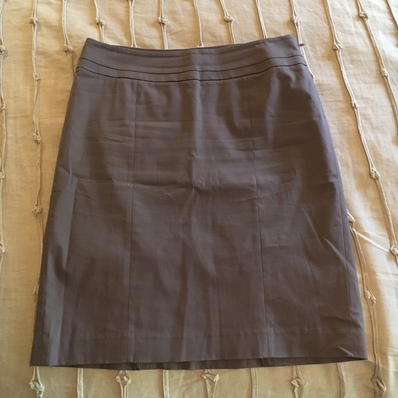 Mauve purple pencil skirt.