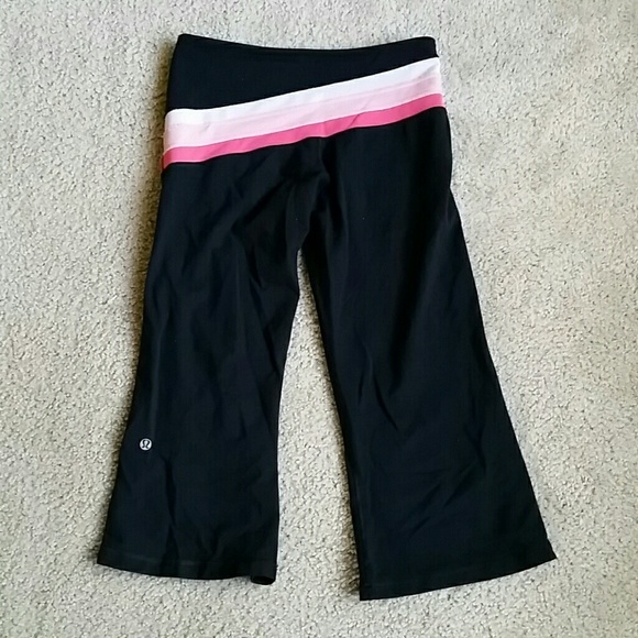 Lululemon Black Reversible Yoga Crops