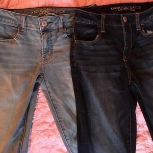 2 pairs AE jeggings
