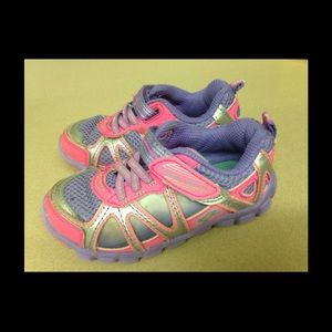 Girls 7.5 stride rite tennis shoes