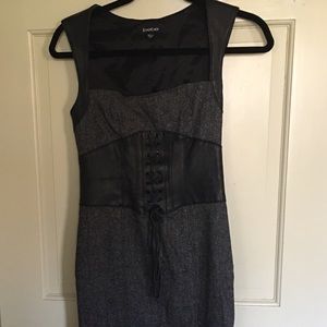 Bebe sz 2 dress like new