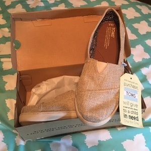 Brand NEW natural linen glitter TOMS