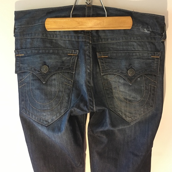 True Religion Geno 32 *slight tear, easy fix*