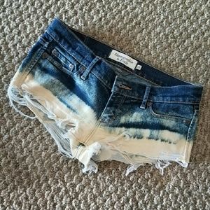Abercrombie & Fitch short shorts distressed