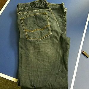 American Eagle Slim Straight Jeans