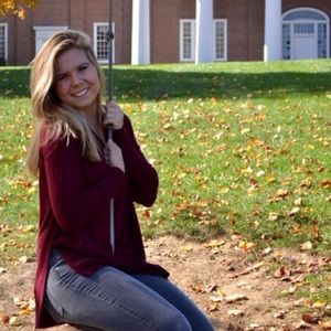 Meet your Posher, Abby