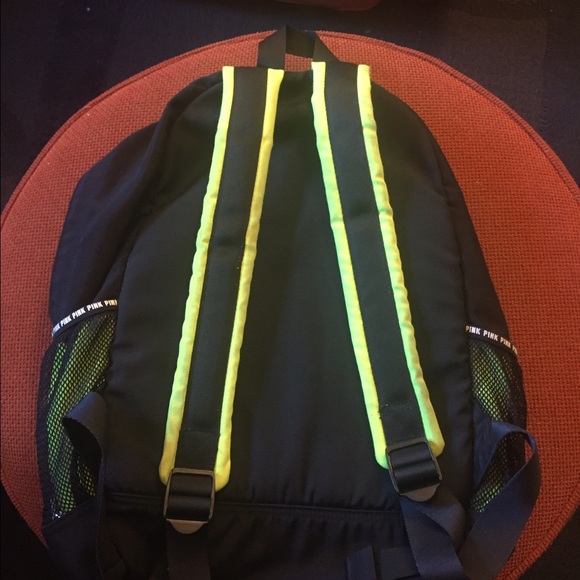 Vs Pink Backpack. - image 2
