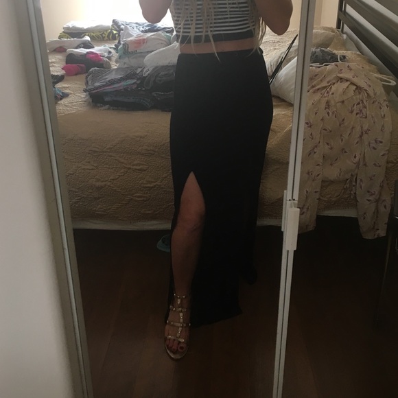 Double slit black high waisted skirt