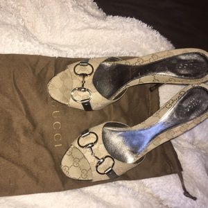 Gucci monogram horse bit heels 100% authentic