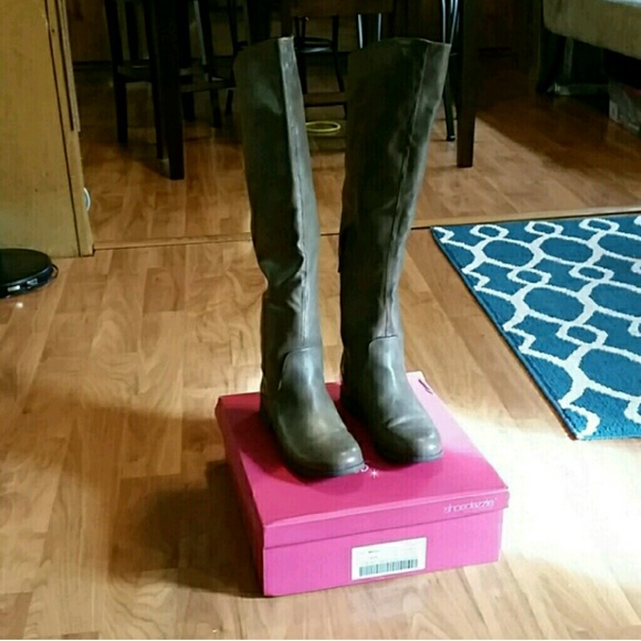 Brand new over the knee boots NWT/box