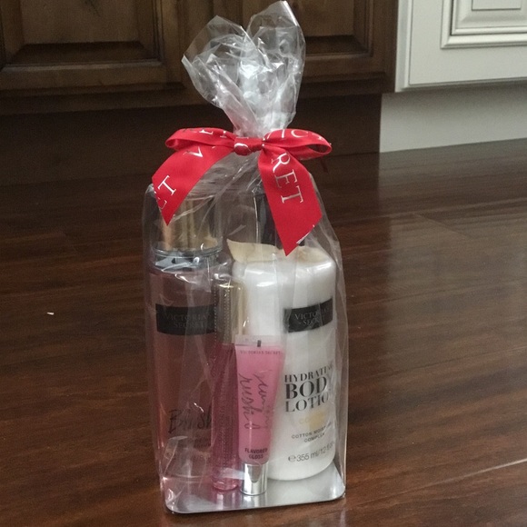 Exclusive VS Gift Set