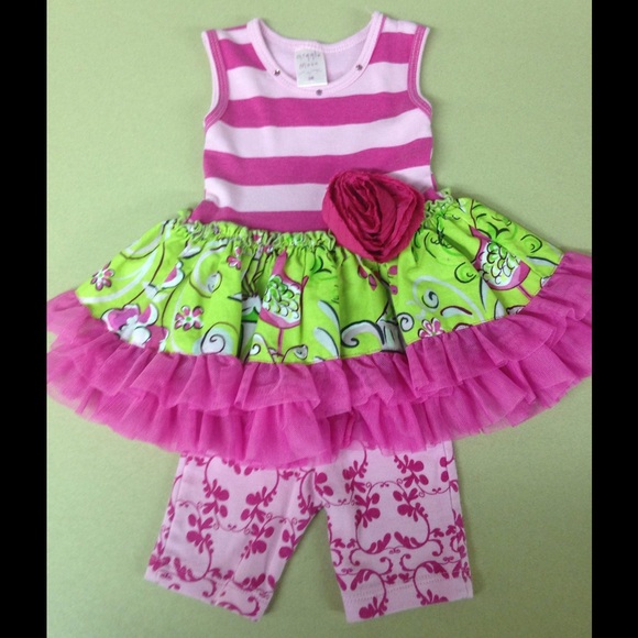 3 month giggle moon outfit