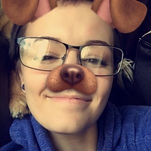 Meet your Posher, Erika