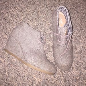 Toms wedges