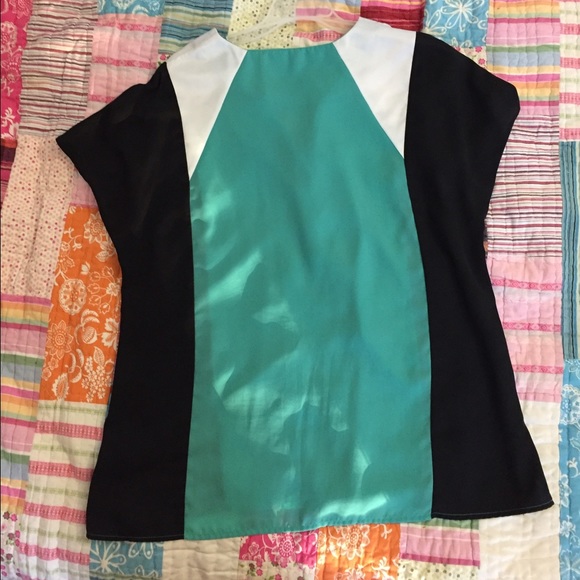 Color block work blouse - Picture 3 of 3