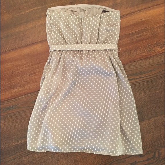 Express Dress - Picture 2 of 4