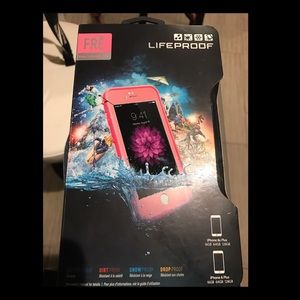 iPhone 6 Plus life proof case