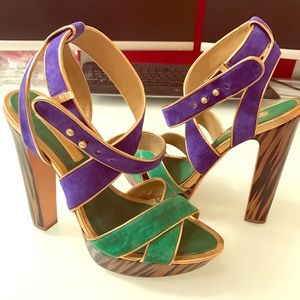 BCBG heels