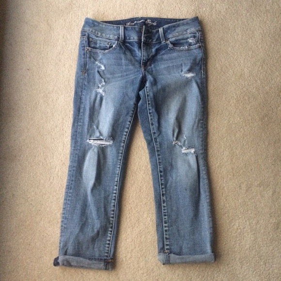 American eagle cropped jeans