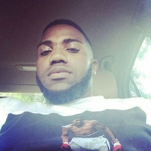 Meet your Posher, Yves