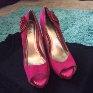 Pink heels
