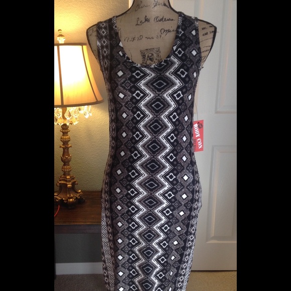 hot kiss bodycon dress