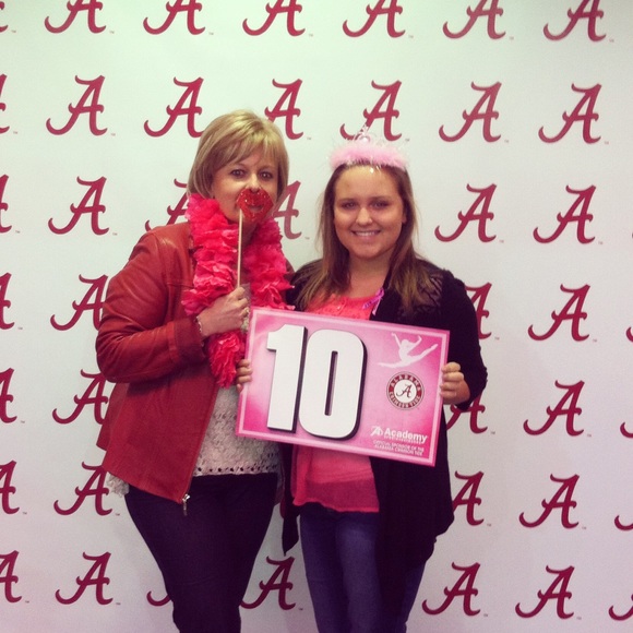 Meet your Posher, Danna - Picture 4 of 4