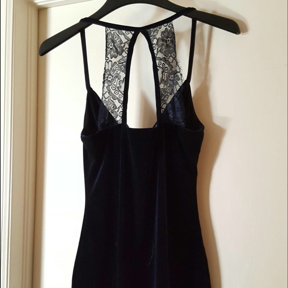 Navy blue velvet bodycon dress in medium