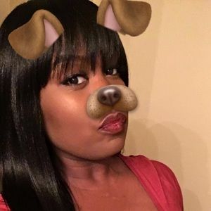 Meet your Posher, Ebony