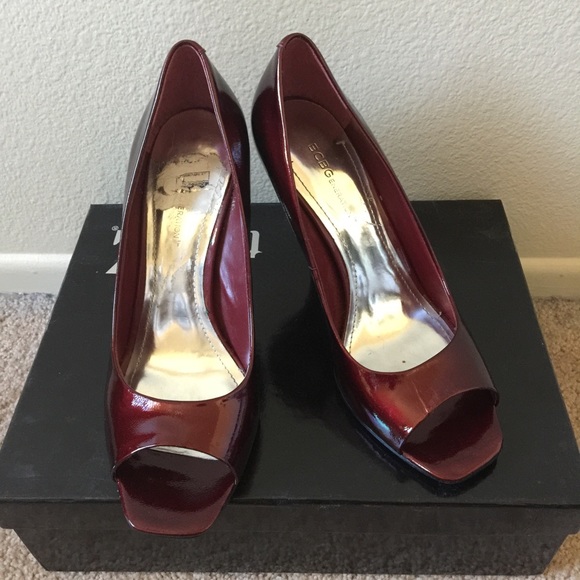 BCB Generation open-toed pumps