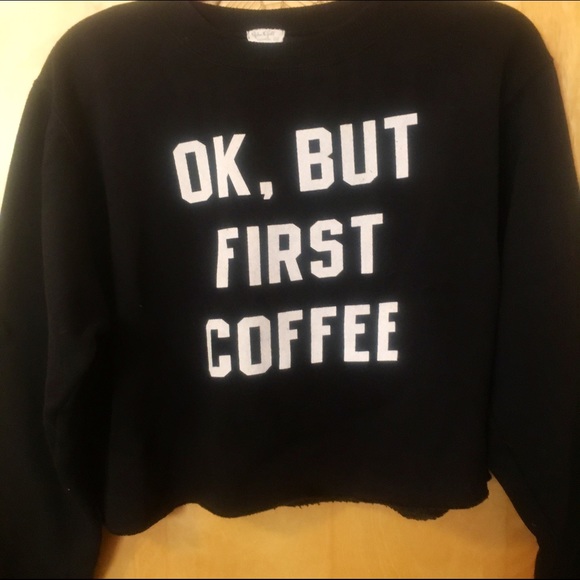 Brandy Melville crop sweater - Picture 2 of 3