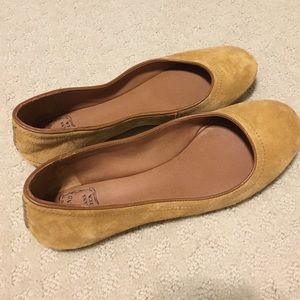 Lucky brand mustard suede flats