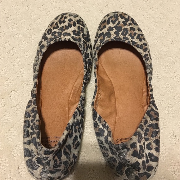 Lucky Emmie flat