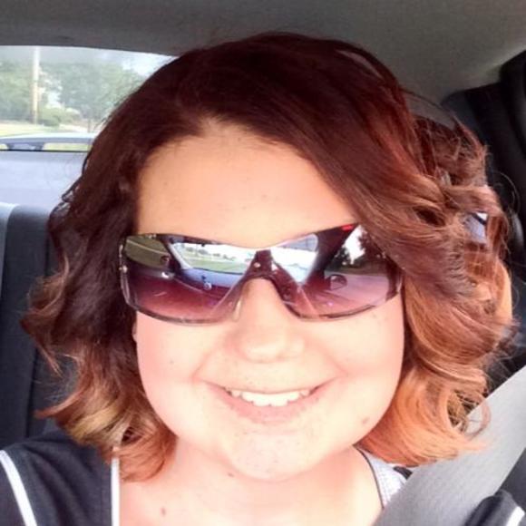 Meet your Posher, Stephanie - Picture 1 of 1